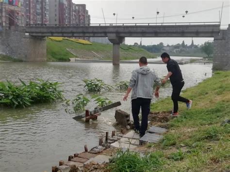 广州市番禺区集中“洗河”，连区委书记都下涌洗河-国际环保在线