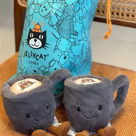 Jellycat Coffee Break Latte Cup Plushie (14 cm)