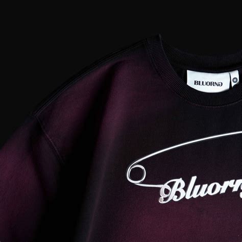 BURGUNDY INK T-SHIRT - Premium Oversized T-Shirt For Men – BLUORNG