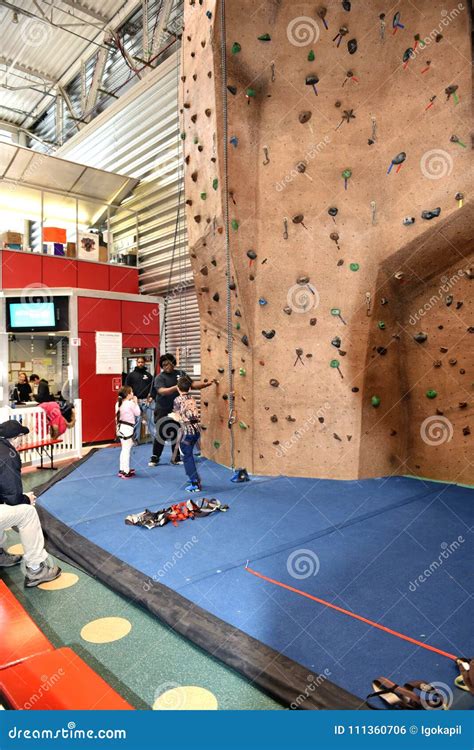 The Brooklyn Sports Club Is A Fitness Center In Spring Creek Towers ...