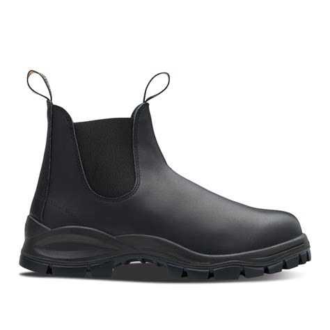2240 Lug Sole Chelsea Boots in Black | Little Burgundy