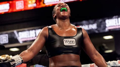Claressa Shields dominates Lani Daniels in Detroit to defend her ...