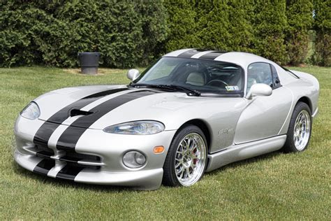 No Reserve: Twin-Turbocharged 1998 Dodge Viper GTS for sale on BaT ...