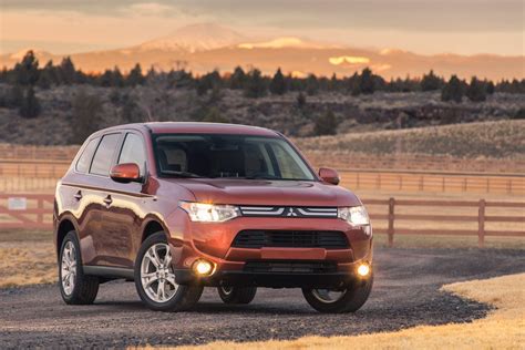 2014 Mitsubishi Outlander US Pricing - autoevolution