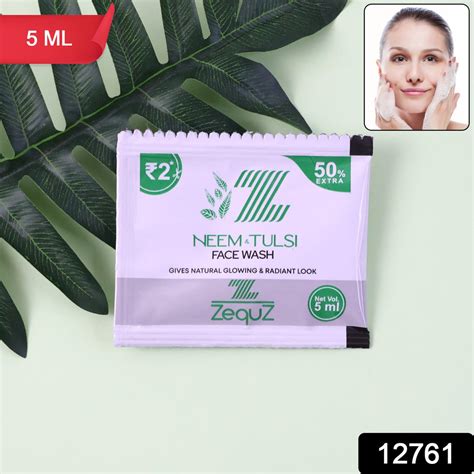 Zequz Neem & Tulsi Herbal Face Wash Sachet (5 ML / 1 Pc)