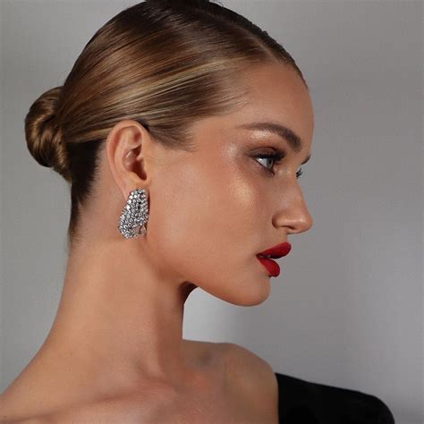 CARA DELEVINGNE News | Latest CARA DELEVINGNE Updates, Stories & Photos ...