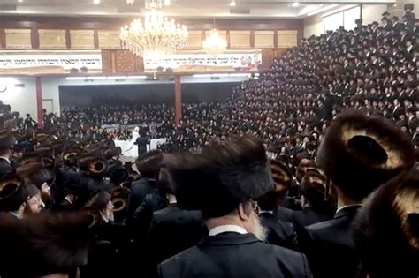 Orthodox Jewish Wedding Dance