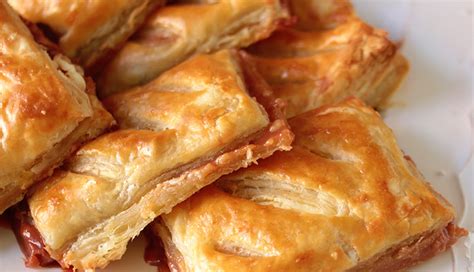 6 Mouthwatering Cuban Desserts To Try - lifeberrys.com