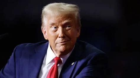 Trump's blitzkrieg on Indians! H1B visa application fee raised to USD ...