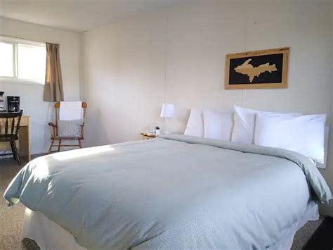 WHITE HOUSE LODGING (Mohawk) - Motel Reviews & Photos - Tripadvisor