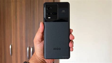 iQOO 9T Review: Performs like a CHAMP but not “fun” enough | Mobile ...
