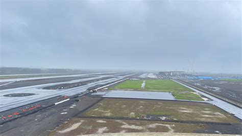 Navi Mumbai: AAI Conducts Precision Approach Path Indicator Validation ...