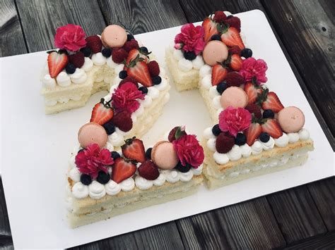 21 Number Cake | 21st birthday cakes, 21st cake, Cute birthday cakes