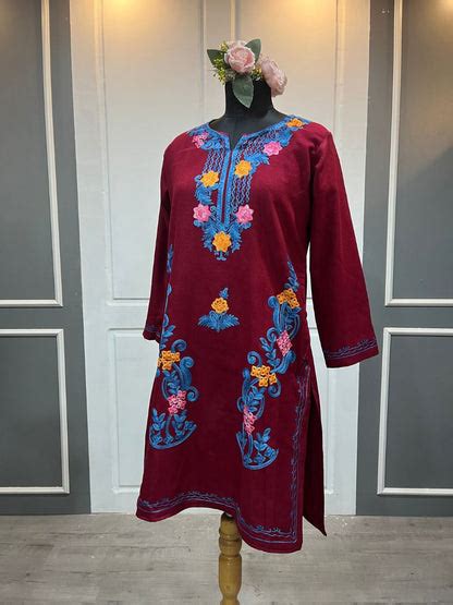 Kashmiri Aari Embroidered Phiran Kurtis – Wine Red – KaarKash