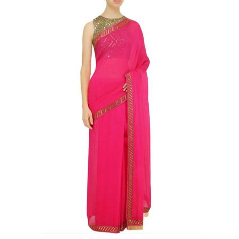 Janhvi Kapoor in Manish Malhotra Sari at 2019's DadaSaheb Phalke Awards ...