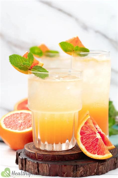 Vodka and Grapefruit Juice Recipe - The Classic Greyhound Drink