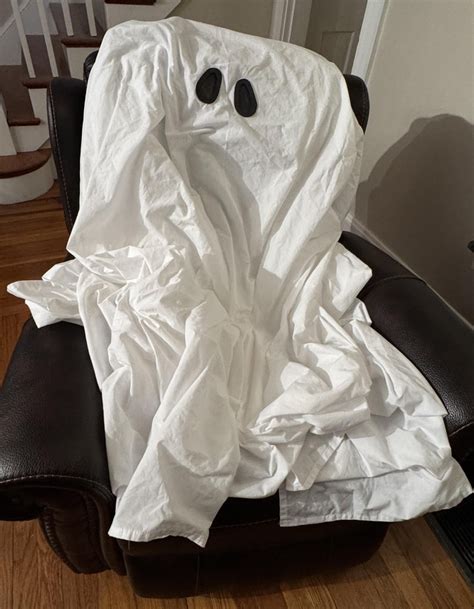 Sheet Ghost - Costume : 5 Steps (with Pictures) - Instructables