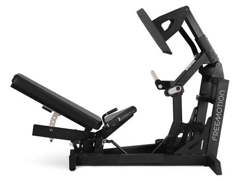 Lower Body Strength Training Exercise with Machine 的图像结果