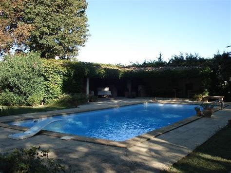 LA LAURE (Saint-Martin-de-Crau) - B&B Reviews, Photos, Rate Comparison ...