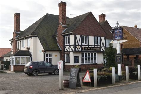 A great pub with excellent food. - Reviews, Photos - Fox & Hounds ...