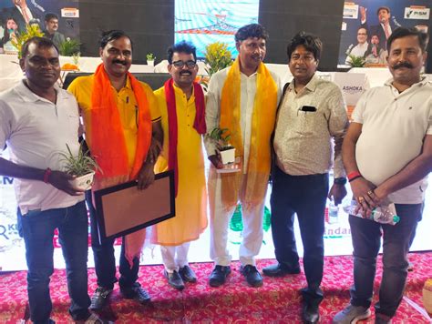 Album || True Valley