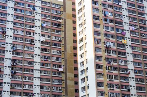 香港房价那么高，买不起房的香港人都住在哪里？ - 知乎