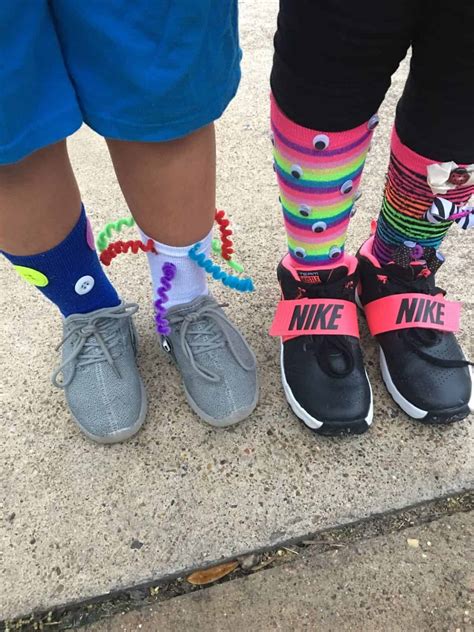 Crazy Sock Day Ideas for Boys That are Simple & Creative for Spirit Week at School! - School Run ...