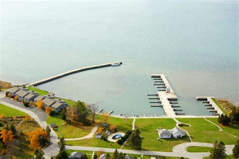 Baileys Harbor Yacht Club in Baileys Harbor, WI, United States - Marina ...