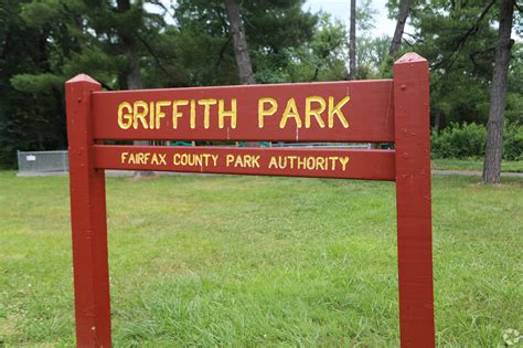 About Pimmit Hills | Schools, Demographics, Things to Do - Homes.com