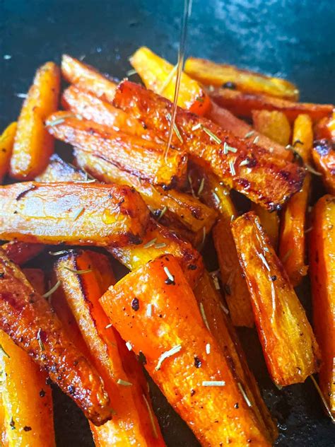 Honey Roasted Carrots In Air Fryer - Caramel and Spice