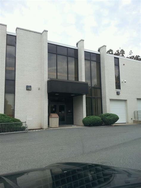 Edison Public Library: Main Branch - 340 Plainfield Ave, Edison, NJ ...