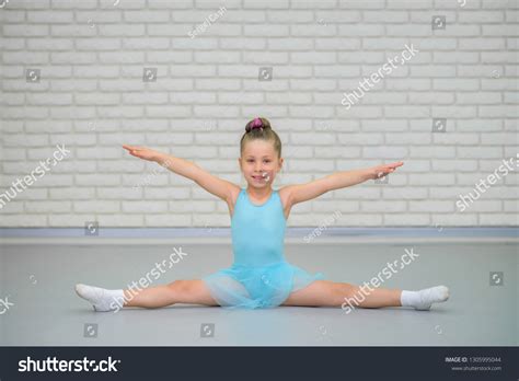 Splits Tutorial Cute 的图像结果