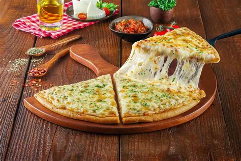 Order Double Cheese Margherita Cheese Burst Semizza Half Pizza online ...