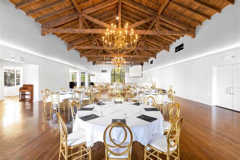 Rooms - University Club of Pasadena