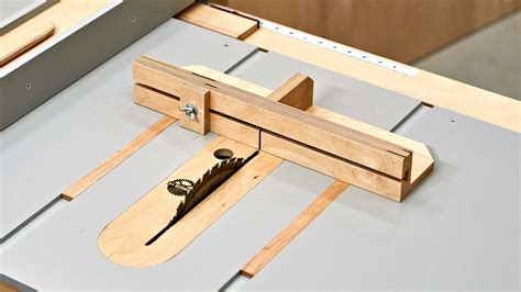 Making A Mini Table Saw Sled - Deluxe Version - IBUILDIT.CA