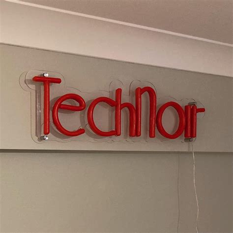 Technology Neon Sign 的图像结果
