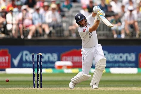 The Ashes Briefing: Travis Head onslaught takes Australia to stunning ...