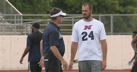 Former OU players reunite with Bob Stoops to play for Dallas Renegades ...