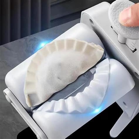 Manual Dumpling Maker - Easy Homemade Dumpling Tool
