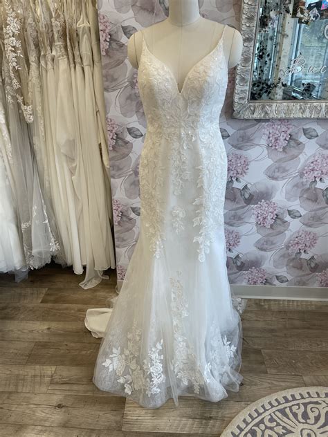 Stella York Sample Wedding Dress Save 71% - Stillwhite