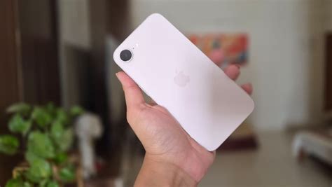 Apple iPhone 17e Review: Apple Hits A Sweet Spot It Has Been Chasing - Tech
