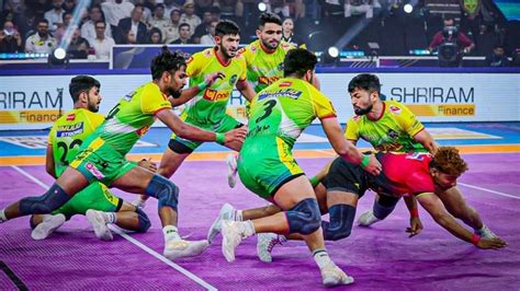 Watch the Performance of the Rising Raider Shubham Bitake in PKL Season 12