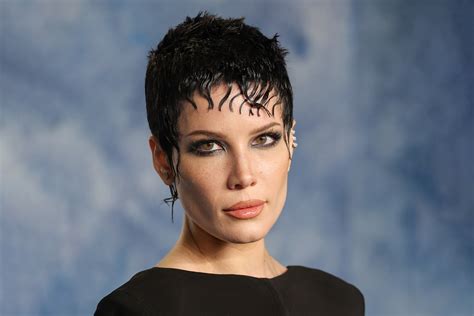 Halsey Announces Summer Concerts Benefiting LGBTQ+ Organizations