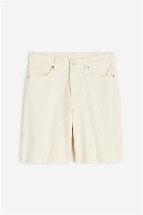 Low-waisted Bermuda shorts - Cream - Ladies | H&M IN