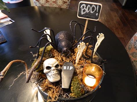 50 Spooktacular Halloween Centerpieces