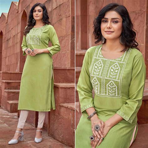 Green Floral Embroidered Rayon Kurti