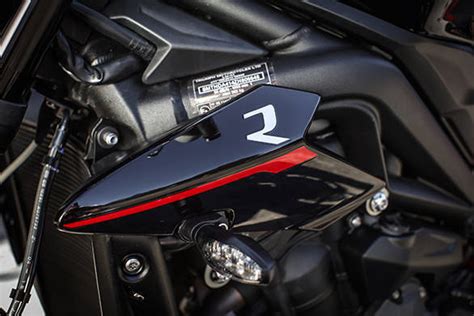 Image gallery: 2017 Triumph Street Triple - Overdrive