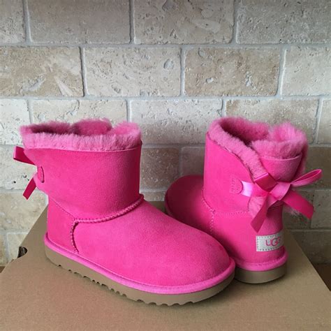 Light pink uggs with bows new arrivals
