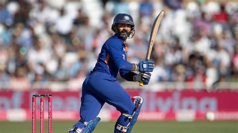 It is very hard to be consistent in the finisher’s role: Karthik