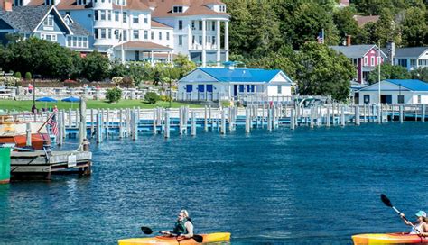 6 Beautiful Beach Towns in America That Should Be On Your Next Travel ...